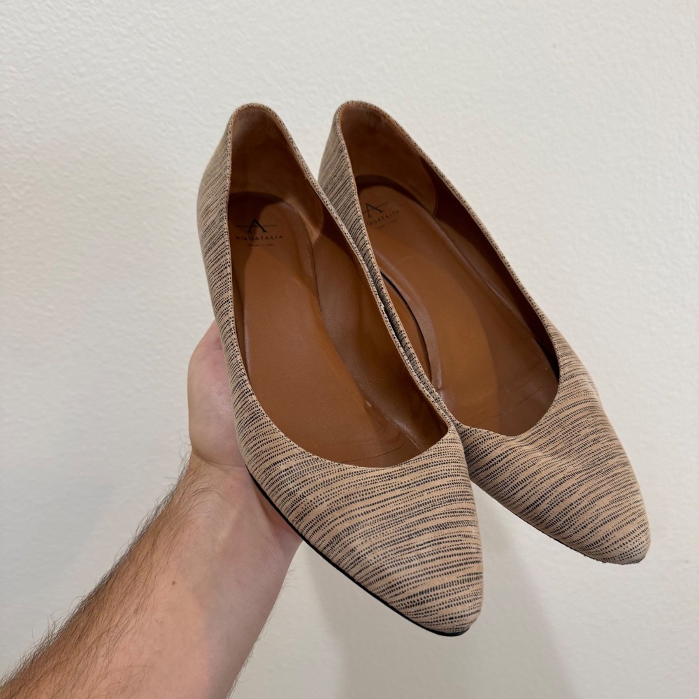 Aquatalia Womens 9 Beige Black Striped Pointed Toe Block Heel Pumps Italy